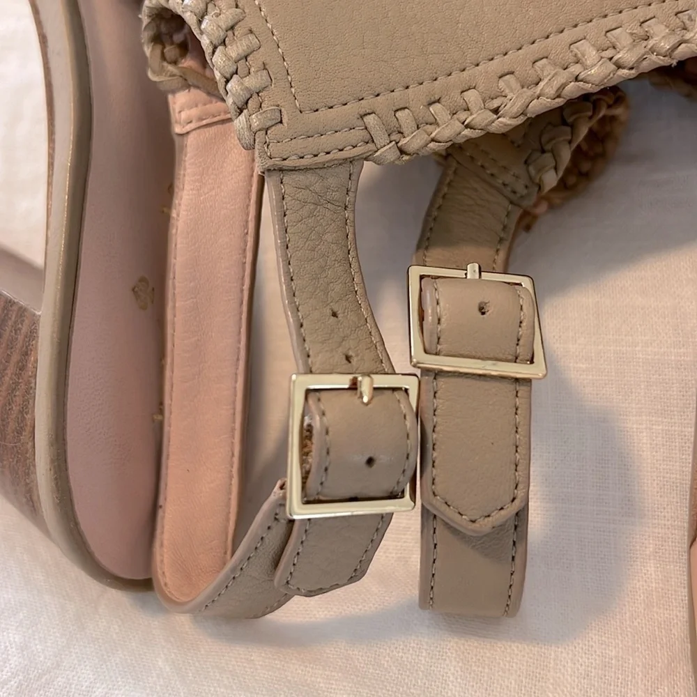 Kate Spade Minimalist Taupe Leather Block Heel Sandals 9 Quiet Luxury Chic